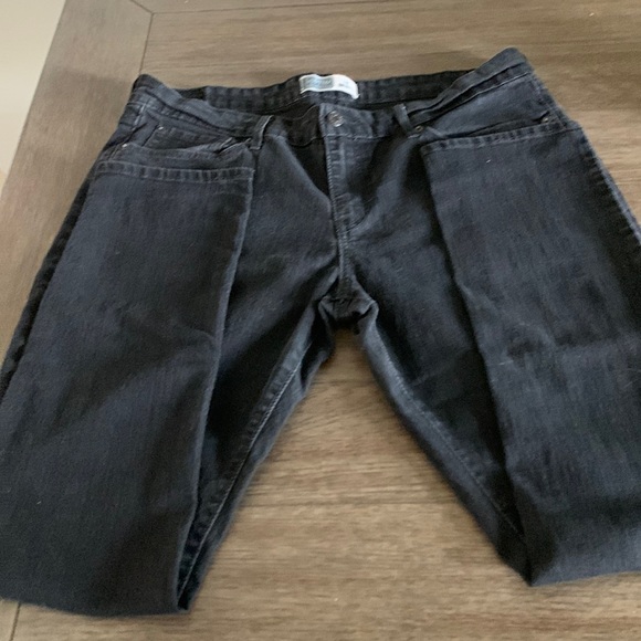 Signature Levi Strauss & Co. “The Skinny” Black Jeans - Picture 1 of 5